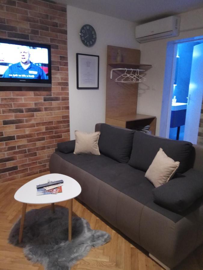 Apartman Lovric Ðakovo Eksteriør bilde